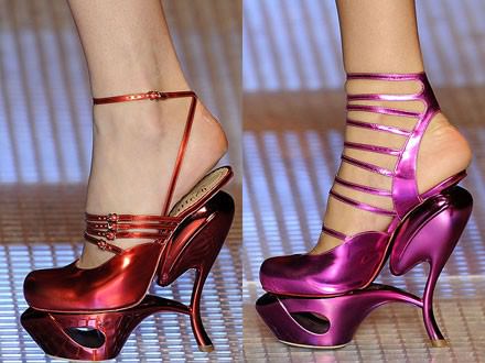 Incredibili, i nuovi sandali di John Galliano!
